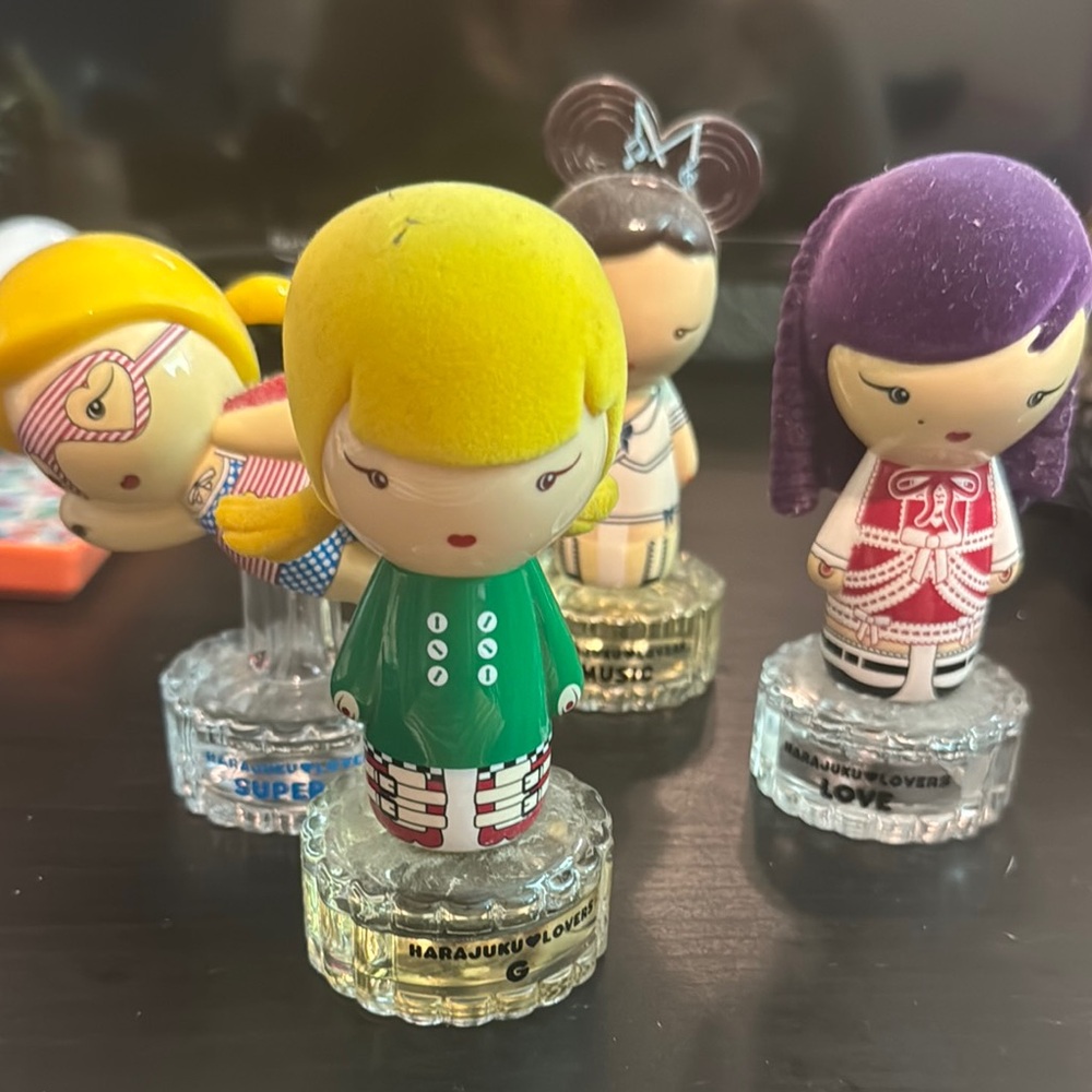 Harajuku Lovers Dolls Yellow and Green Collectible Figures